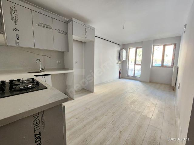 SIFIR YENİ BİNADA  A.AYRANCI GÜLERYÜZ SOKAK TA 1+1 47M2 GİRİŞ KAT ÖNCEPHE KOMBİLİGARAJLI TBMM YANI