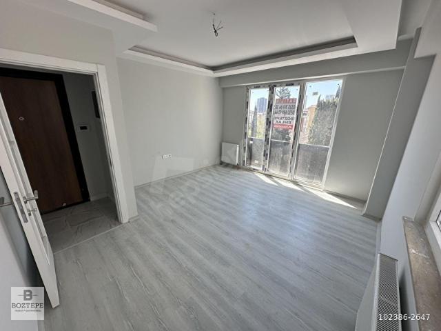 SIFIR BİNA E5 METROYA YÜRÜME KATTA TEK 2+1