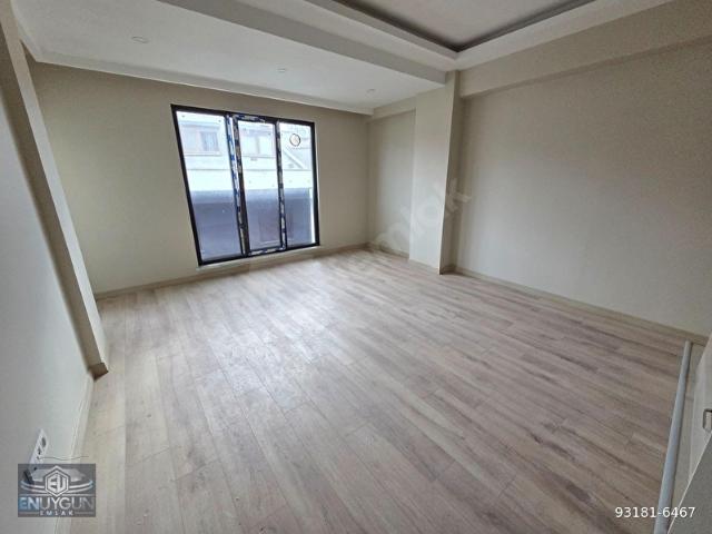 SIFIR BİNADA KULLANIŞLI TAVANI YÜKSEK BALKONLU DUBLEKS DAİRE 3+1
