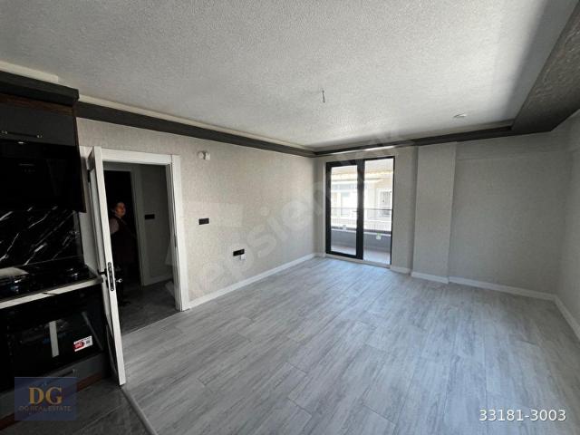 SIFIR BİNADA TUNALI ESAT YAKINI 1+1 KİRALIK DAİRE