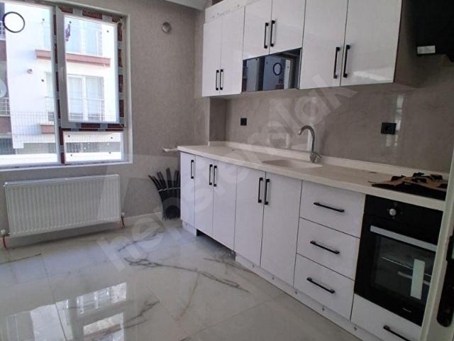 SIFIR DAİRE İSTEYENLERE ÖZEL KAT KONUMDA YÜKSEK GİRİŞ DAİRE