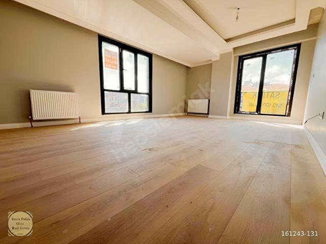 SIFIR GENİŞ METRO MERKEZ YAKINI KÖŞE 3+1 DAİRE