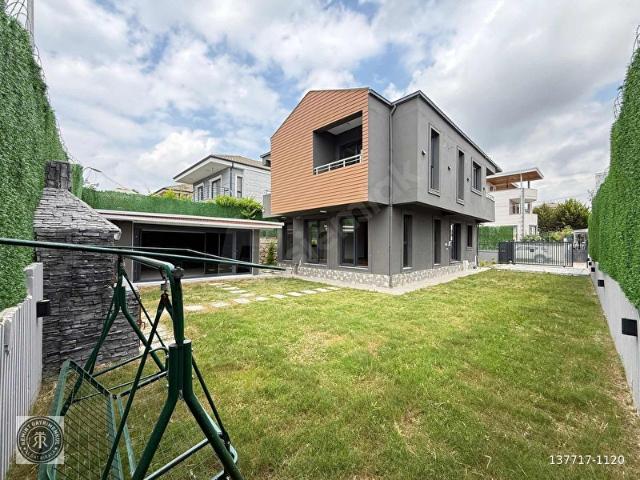 SIFIR STADYUM CİV BAĞIMSIZ KIŞ BAHÇELİ LÜKS VİLLAMIZ
