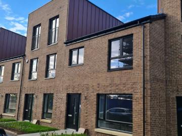 Sighthill Circus, Glasgow G4, 3 bed terraced house to rent, £2,295 pcm | PrimeLocation