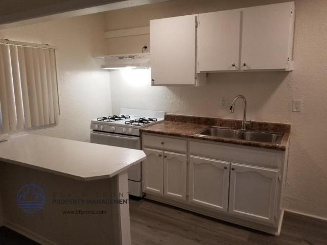 Signal Hill CA 90755 104817150