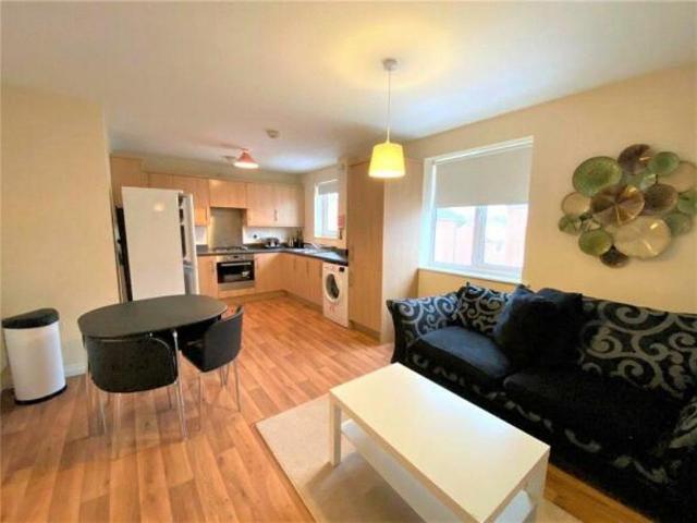 Signals Drive, Coventry, CV3 2 bed apartment to rent £1,050 pcm £242 pw