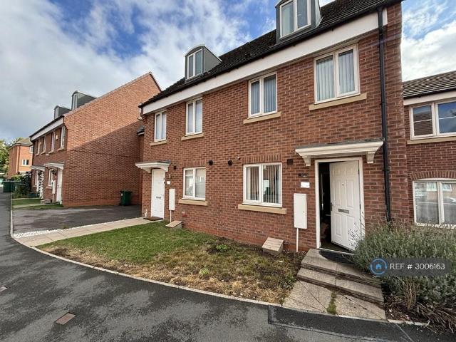 Signals Drive, Coventry, CV3 3 bed terraced house to rent £1,395 pcm £322 pw