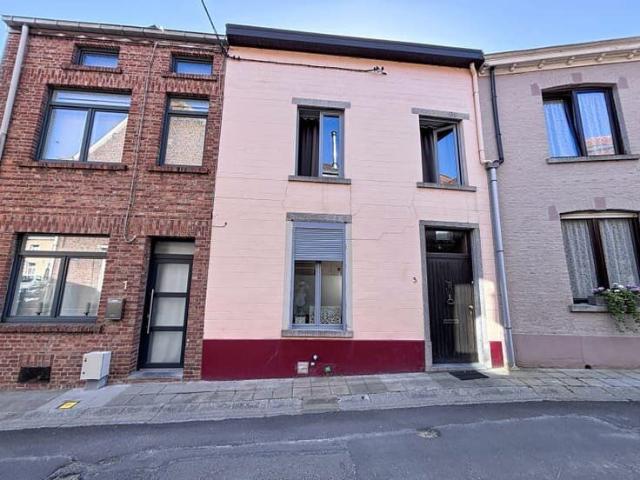 SIGNATURE DE BAIL EN COURS + Maison de village coup d