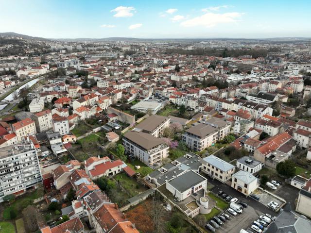 SIGNATURE TROIS MAISONS