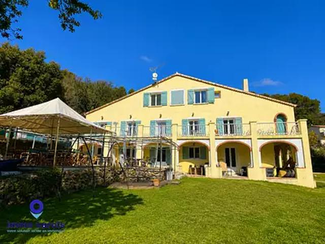 Signes 83870 Achat / Vente maison 11 pièces t11 jardin terrasse