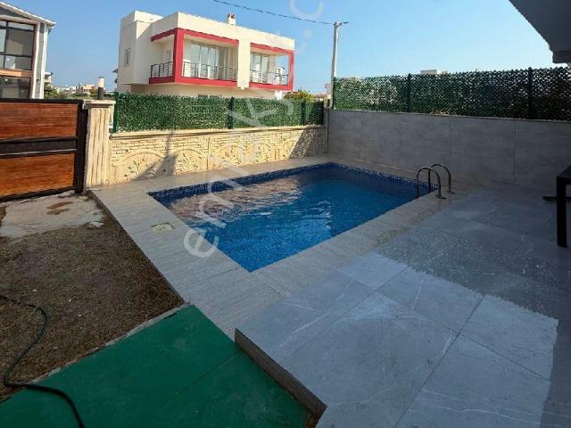Sikifke Taşucunda Satıluk Villa