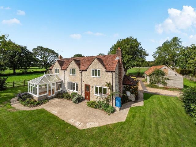 Silton, Gillingham SP8, 3 bed detached house to rent, £1,750 pcm | PrimeLocation