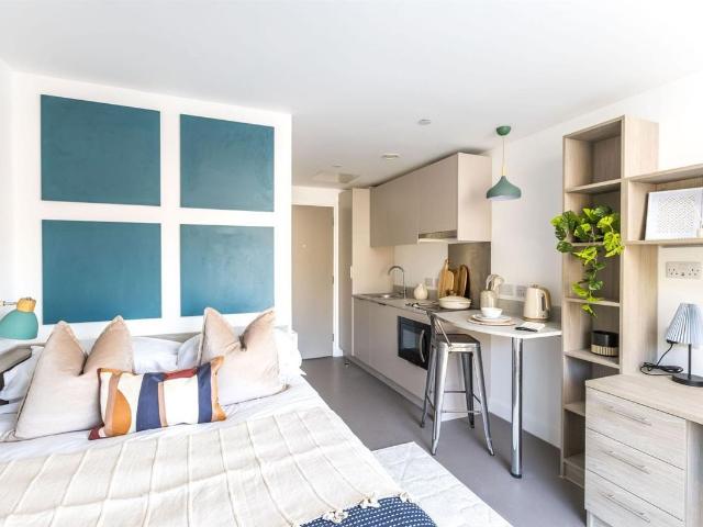 Silverthorne Lane, St. Philips, Bristol BS2, Studio to rent, £1,668 pcm | PrimeLocation