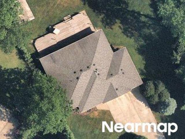 Silverwood Dr