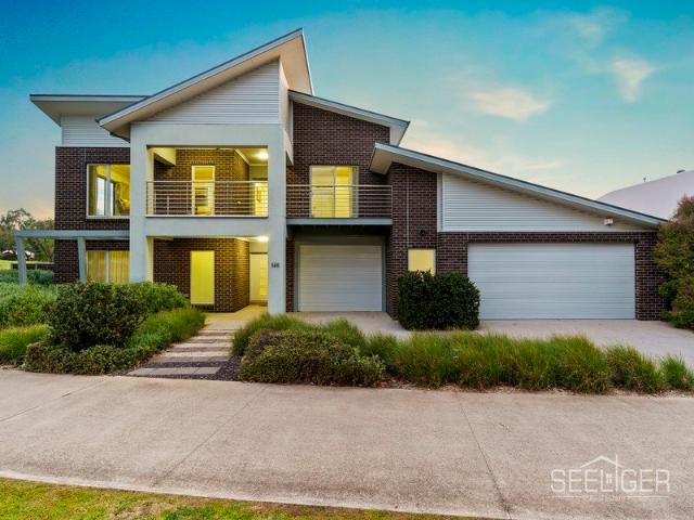 Silverwoods Luxury with Panoramic Lake & Golf Course Views