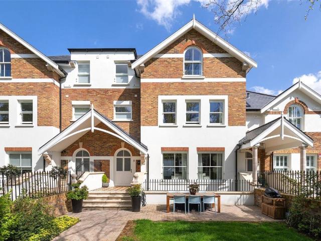 Silver Birches Close, Richmond TW10, 6 bed terraced house to rent, £13,000 pcm | PrimeLocation