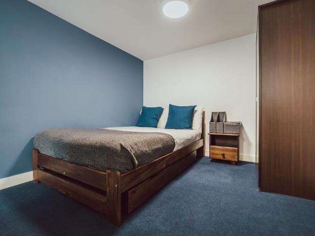 Silver Studio at Lomax Halls, 17 Hill. Studio to rent £628 pcm £145 pw