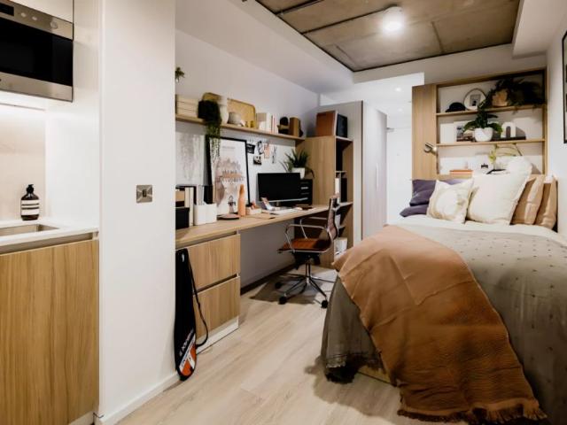 Silver Studio Upper Level