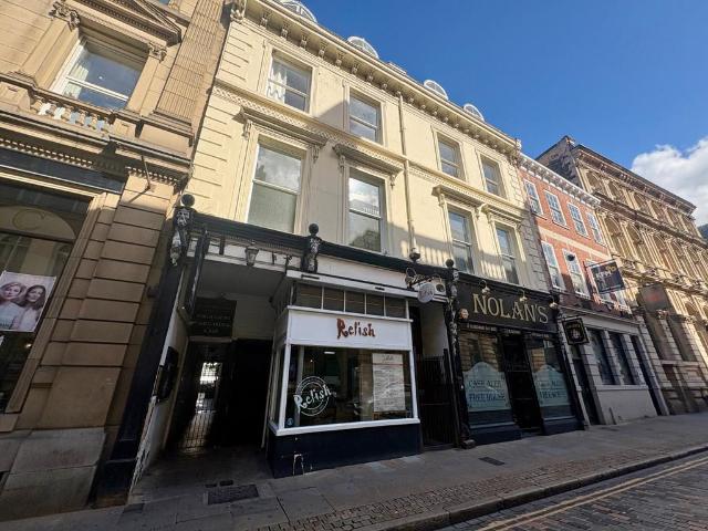Silver Street, Hull, East Riding of. 1 bed flat to rent £595 pcm £137 pw