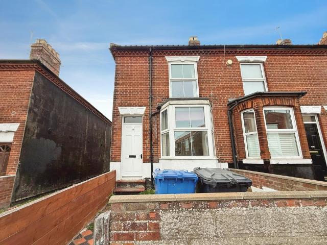 Silver Road, NORWICH, NR3 4 bed house to rent £1,700 pcm £392 pw