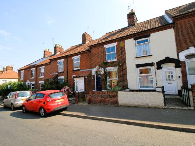 Silver Road, Norwich NR3, 2 bed terraced house to rent, £1,100 pcm | PrimeLocation