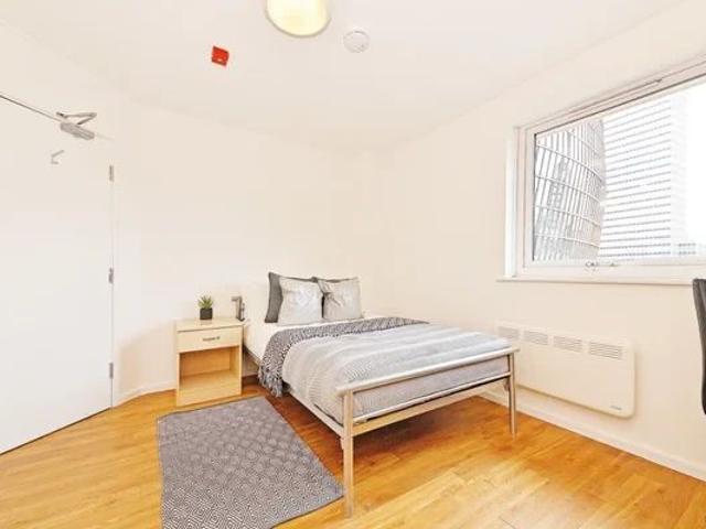 Silver Room Single Occupancy