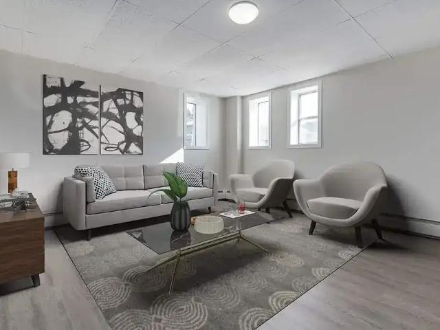 Silver Ridge Apartments