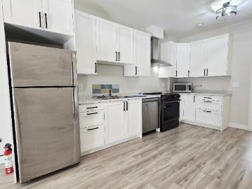 Silver Way walkout suite 2bd