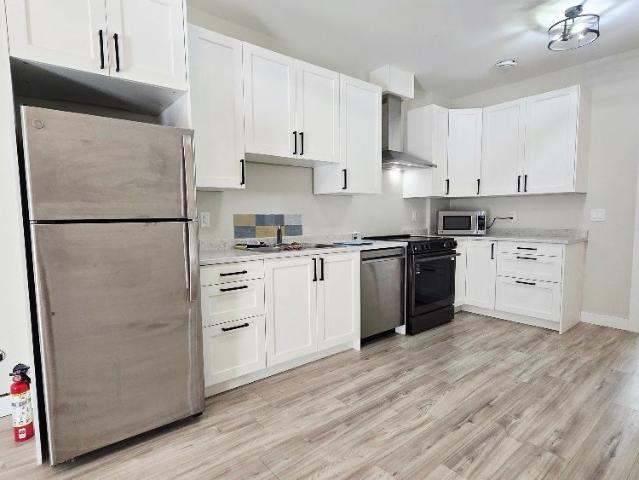 Silver Way walkout suite 2bd