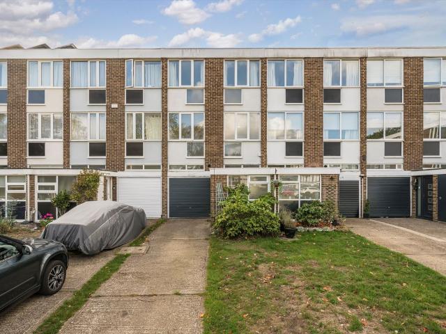 Silver Tree Close, Walton On Thames KT12, 4 bed terraced house to rent, £2,650 pcm | PrimeLocation