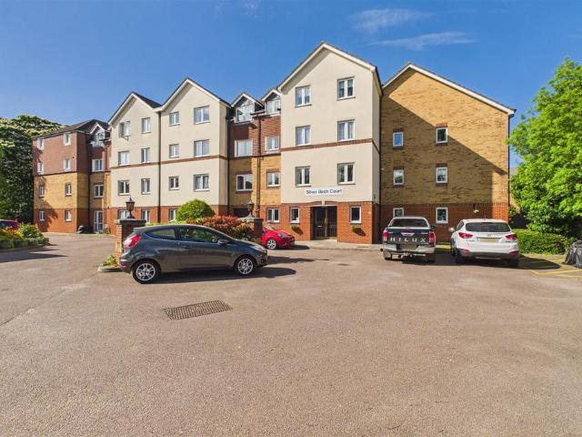 Silverbirch Court, Friends Avenue, Cheshunt EN8, 1 bed flat to rent, £1,200 pcm | PrimeLocation