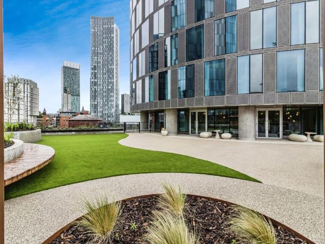 Silvercroft Street, Manchester, Trafford M15, 2 bed flat to rent, £1,800 pcm | PrimeLocation