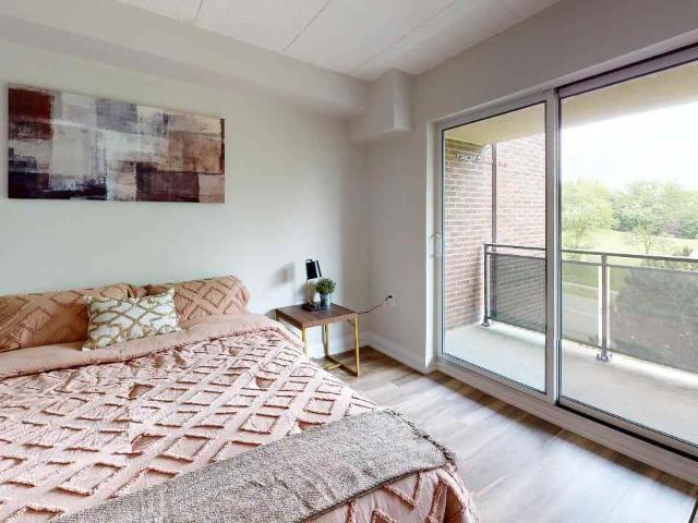 Silvercreek Parkway 3 Bedroom Apartment for Rent at 100 Silvercreek Pky N, Guelph, ON N1H 7E9 Onward Willow