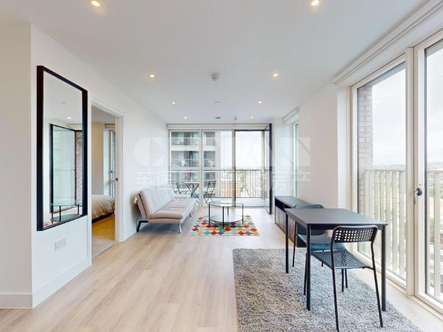 Silverleaf House, Heartwood Boulevard, Acton, London W3, 1 bed flat to rent, £2,200 pcm | PrimeLocation