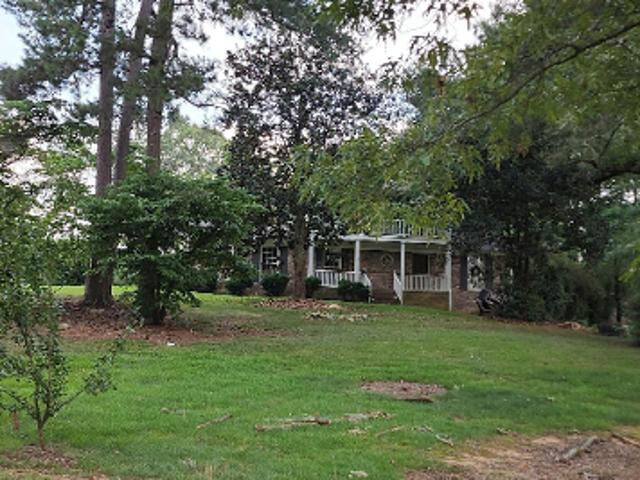 Silvermont Dr SE