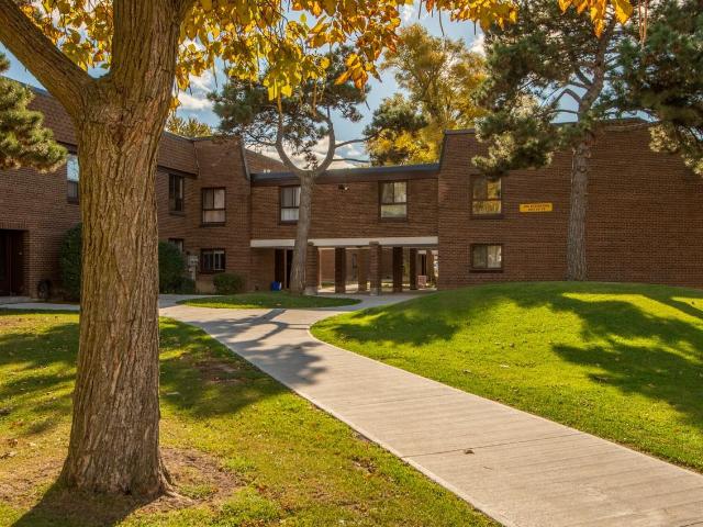 Silverstone Townhomes 2 Bedroom Apartment for Rent at 282 Silverstone Dr, Toronto, ON M9V 3J4 Smithfield