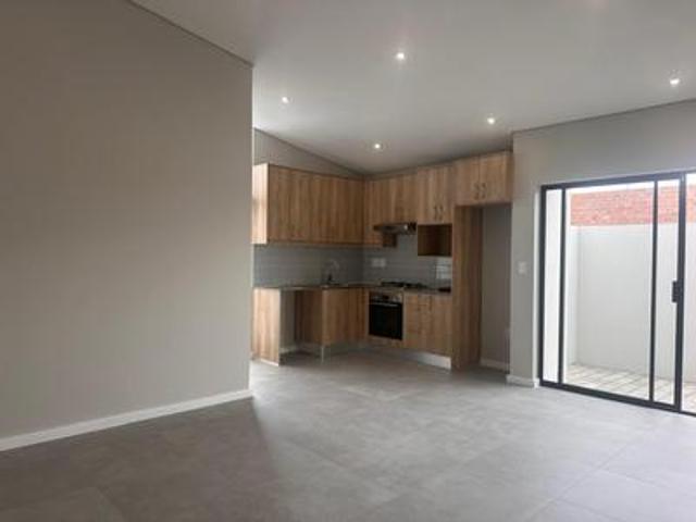 silverstone village 2 bed, 1 bath, 88sqm