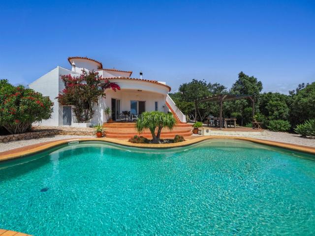 Silves – Moradia com 3 quartos, piscina, privacidade e vista. 4950m² Silves