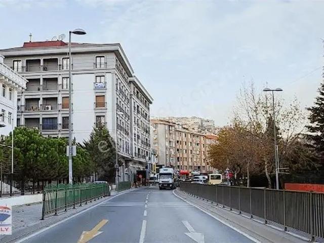Silahtarağa Keten Haliç'te Satılık 1+1 Geniş Dubleks Daire