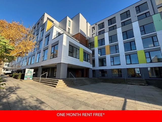 Silbury Boulevard, Milton Keynes MK9, 2 bed flat to rent, £1,625 pcm | PrimeLocation