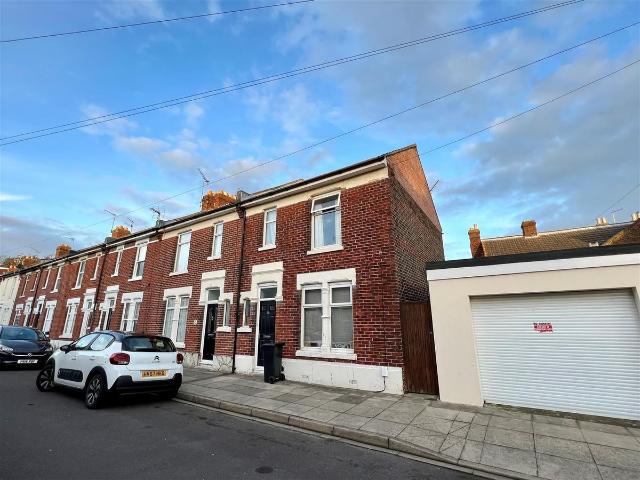 Silchester Road, Baffins, Portsmouth PO3, 3 bed semi detached house to rent, £1,350 pcm | PrimeLocation