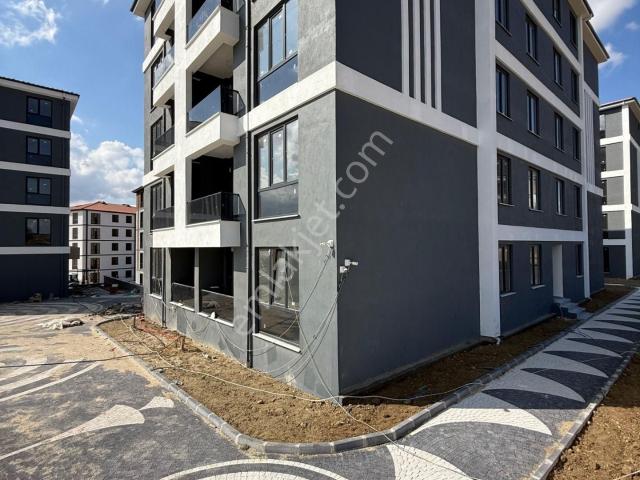 Silivri Mimar Sinan Mahallesinde 90m² 2+1 Satılık Daire