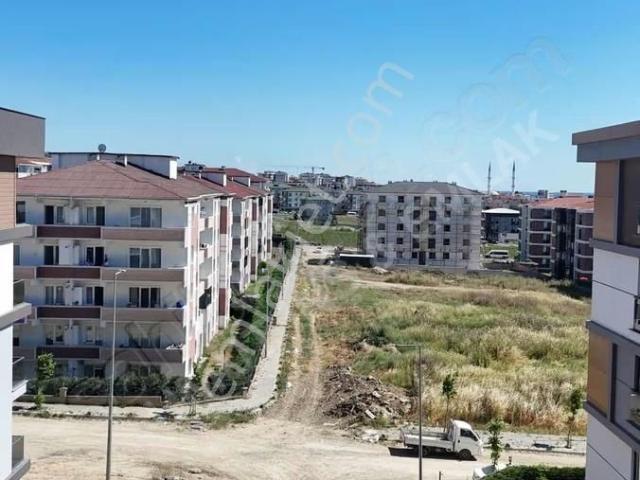 Silivri Mimarsinan Mahallesinde 2+1 Daire
