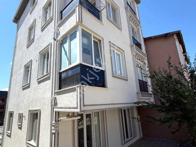 Silivri Mimarsinanda 1+1 Eşyalı Bahçe Katı Kiralık Daire