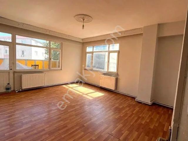 Silivri Alibey Mahallesi’nde Ferah Ve Geniş 3+1 Kiralık Daire