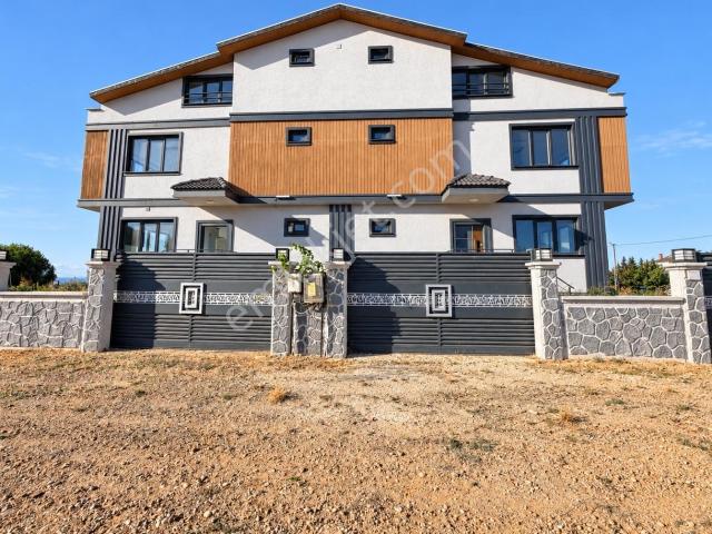 Silivri Çanta Balabanda Deniz Manzaralı 7+2 Villa