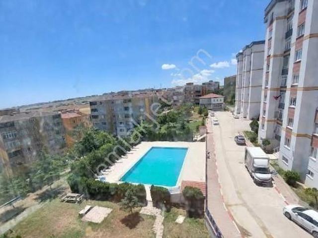 Silivri Çanta Suat Yalkin Sitesi Eşyalı 3+1 Kiralık Daire