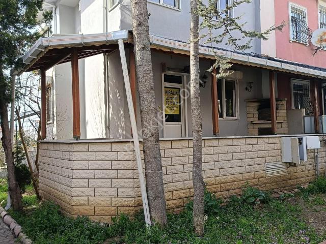Silivri Cum.mah.kiralık 3+1 120 M2. Yeni Tadilatlı Trıblex Villa