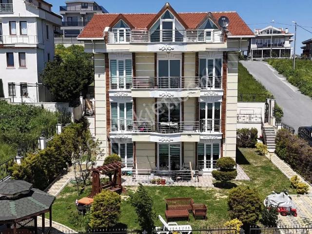 Silivri Cumhuriyet Mah. Full Deniz Manzaralı Müstakil Villa