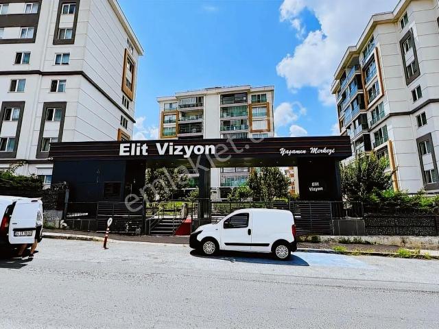 Silivri Elit Vizyon Sitesinde Satılık Bahçe Katı 3+1 Daire